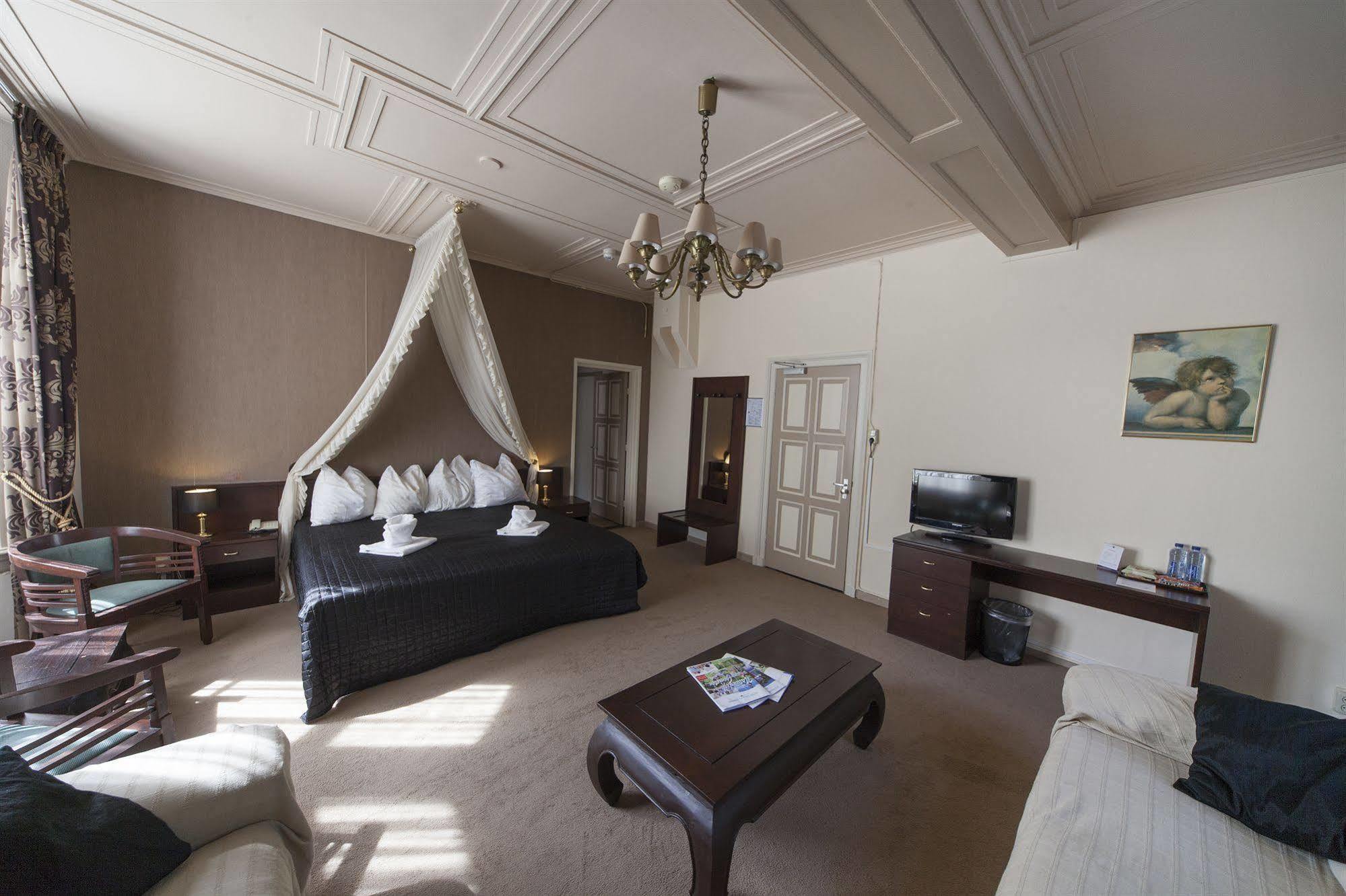 Fletcher Hotel Landgoed Huis Te Eerbeek Exteriér fotografie